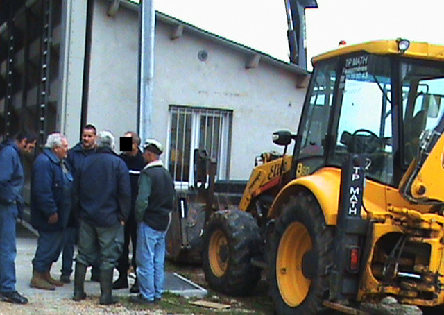 Action_riverains_antennes_relais_Orange_Montelier_negociations_gendarmerie_02_11_2010