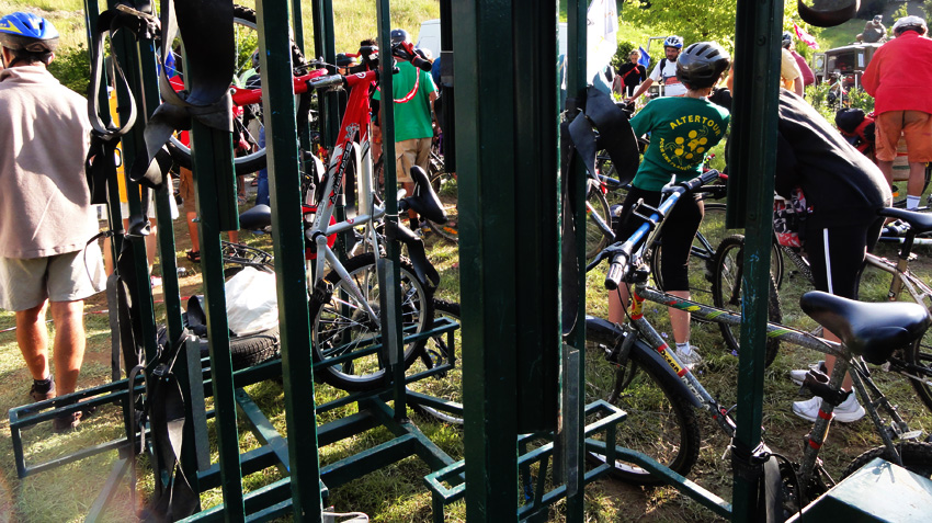 Alter_Tour_2011_EHS_Zone_Refuge_France_13_juillet_2011_DSC07397