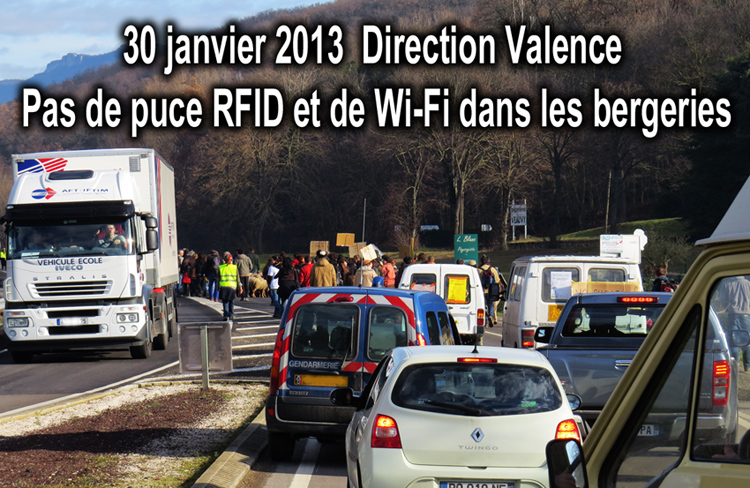 Non_Pucage_RFID_Directives_Europeennes_liberticides_Radiations_Oui_a_la_Sante_750_IMG_0974