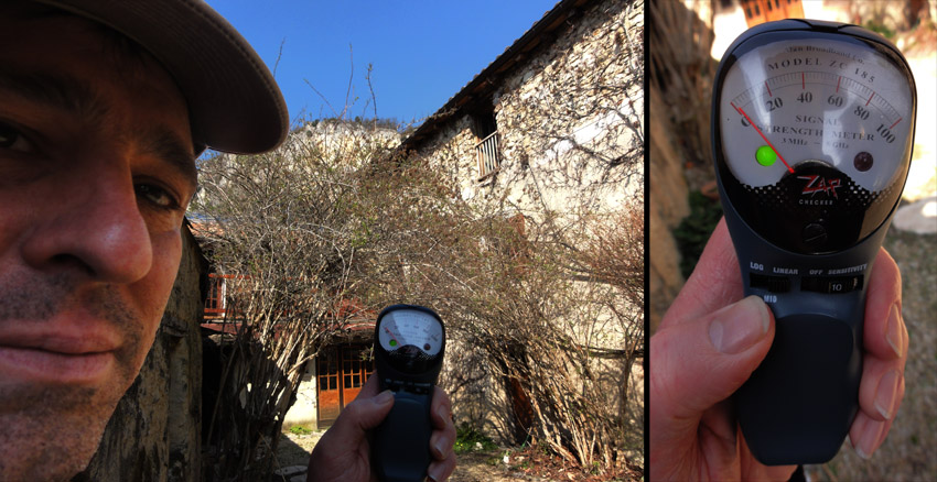 Paul_Refugie_Americano_Japonais_Radiation_Drome_France_Parc_Naturel_Regional_du_Vercors_Mesures_EMF_Refuge_22_03_2011_DSC01679