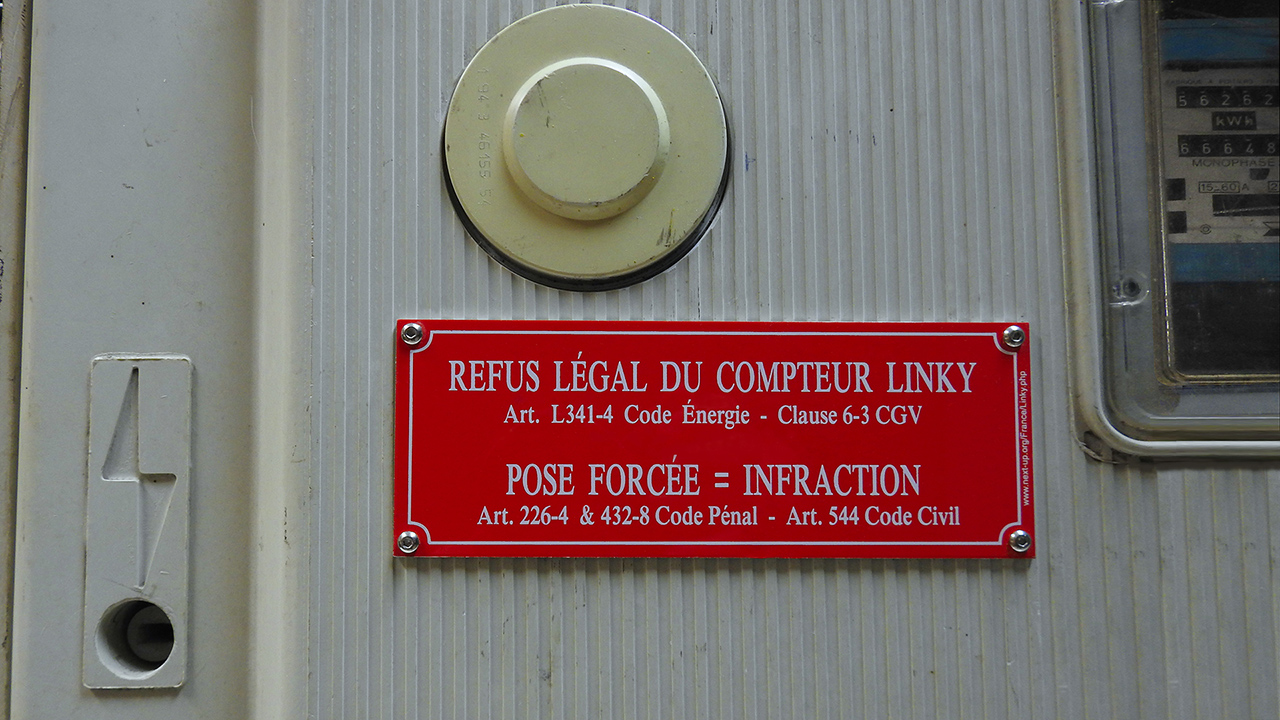 Plaque_Refus_legal_compteur_Linky_sur_coffret_1280_DSCN9943.jpg