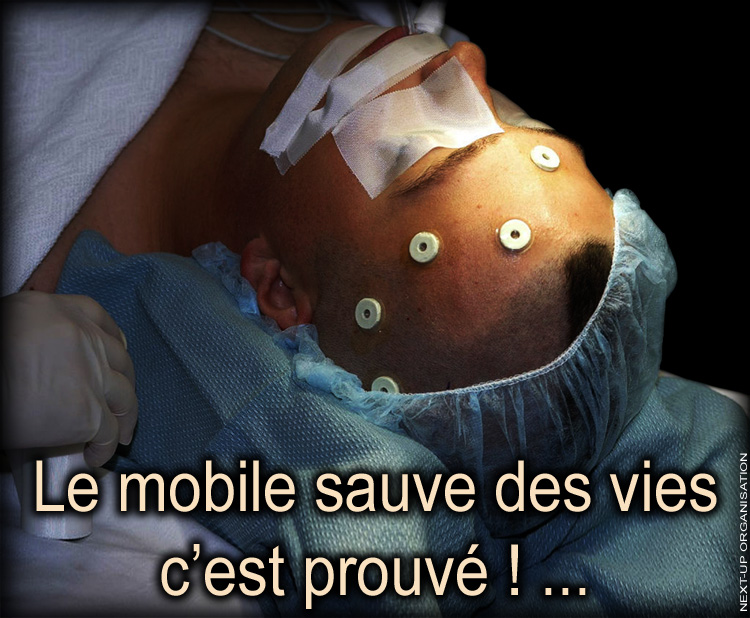 Posters_Le_mobile_sauve_des_vie_c_est_prouve_Operation_Tumeur_anesthesie_750