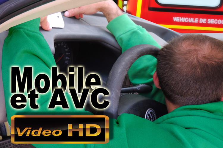 Telephone_mobile_et_AVC_vehicule_flyer_750_DSCN7034.jpg