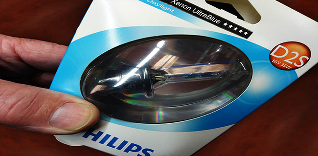 Xenon_Bulb_car_DSC09040